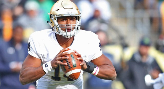 Deshone Kizer and Malik Zaire were both named to the Maxwell Award Watch List on Tuesday. (Photo: Charles LeClaire-USA TODAY Sports)