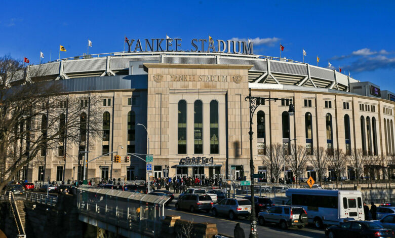 notre dame yankee stadium