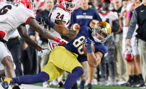 Notre Dame TE Alize Mack in action against Georgia.