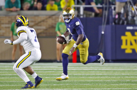 Notre Dame QB Brandon Wimbush in action vs. Michigan