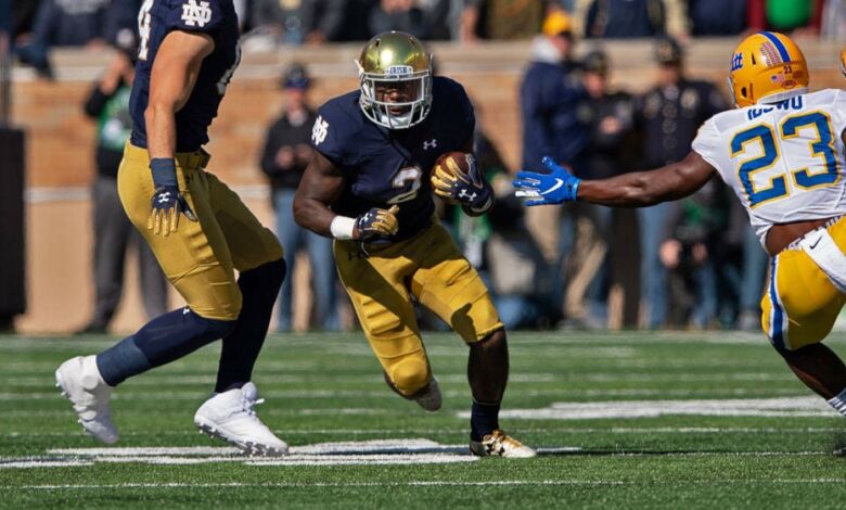 Dexter Williams and the Notre Dame running game were bottled up vs. Pitt.