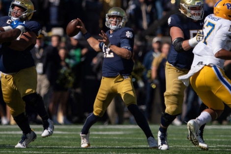 Notre Dame QB Ian Book in action vs. Pitt