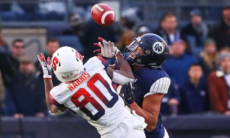 Notre Dame S Alohi Gilman breaks up a pass before recording his 2nd INT vs. Syracuse