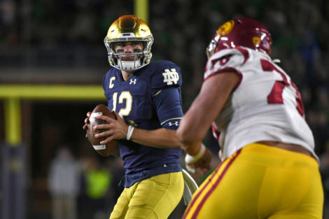 Notre Dame QB Ian Book