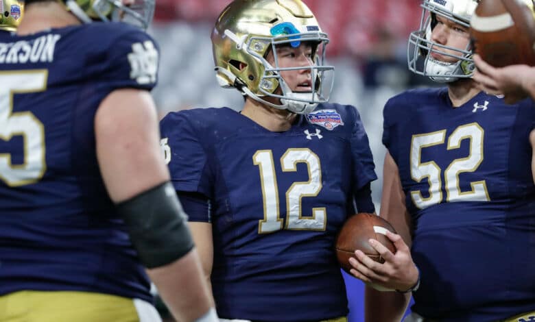 Notre Dame Fighting Irish quarterback Tyler Buchner